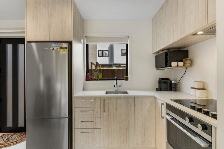 Photo of property in 8/41 Kervil Avenue, Te Atatu Peninsula, Auckland, 0610
