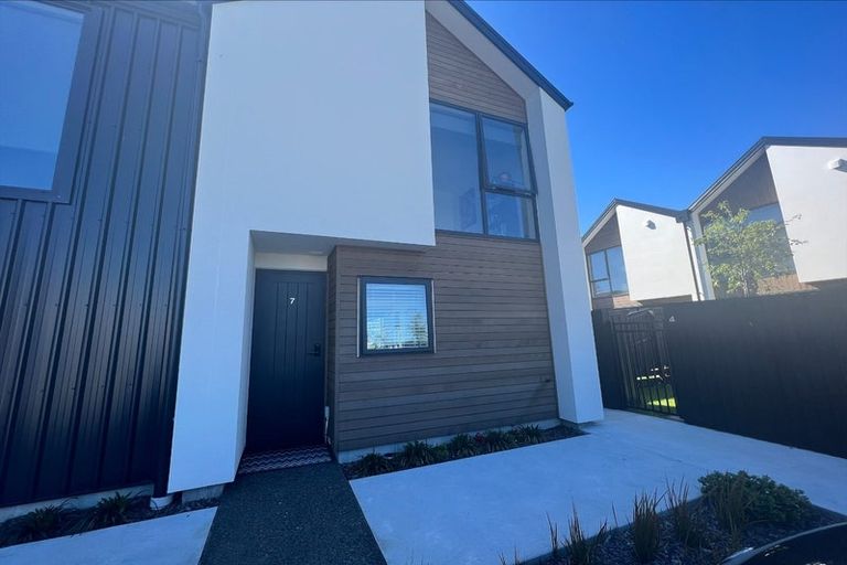 Photo of property in 7/27 New Brighton Road, Shirley, Christchurch, 8061