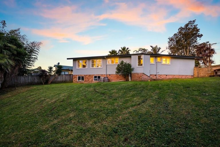 Photo of property in 112 Rathgar Road, Henderson, Auckland, 0610