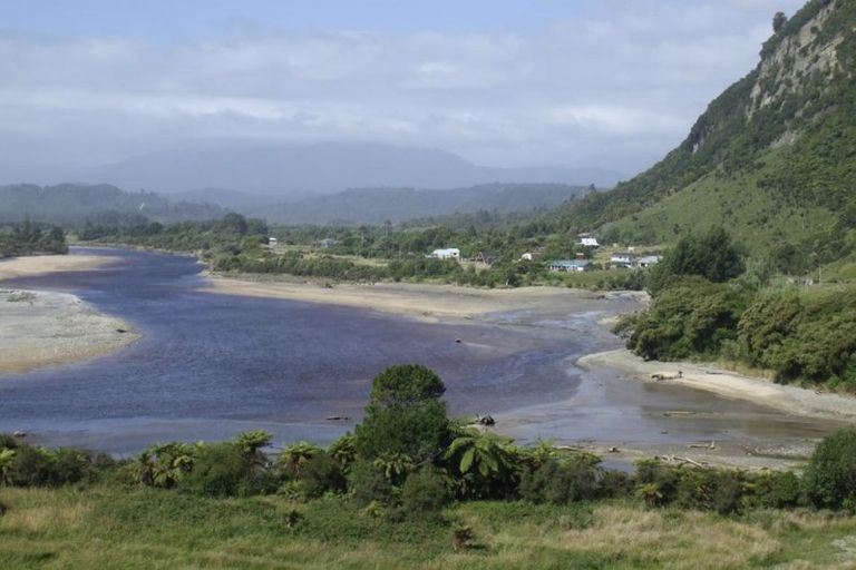 Photo of property in 4 Horncastle Crescent, Little Wanganui, Karamea, 7893