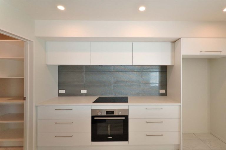 Photo of property in 3 Keeper Close, Woodend, 7610