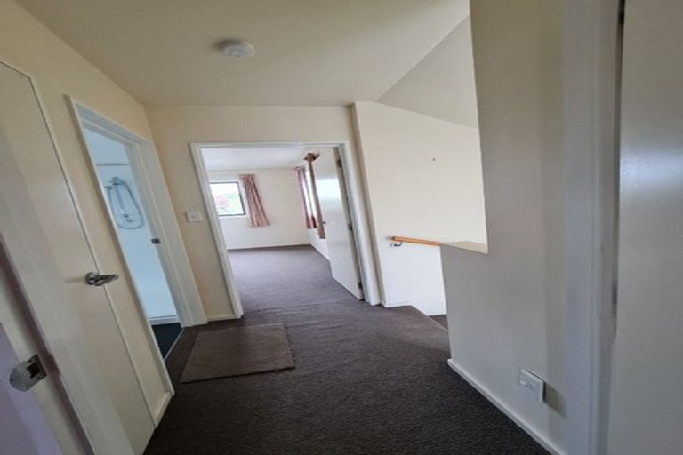 Photo of property in 300 Riccarton Road, Upper Riccarton, Christchurch, 8041