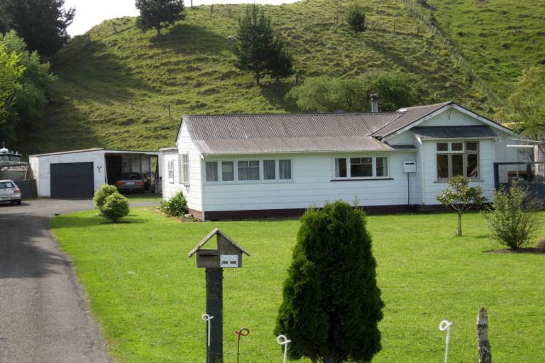 Photo of property in 11 Caversham Road, Westmere, Whanganui, 4501