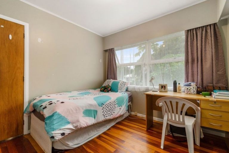 Photo of property in 70 David Avenue, Hillpark, Auckland, 2102