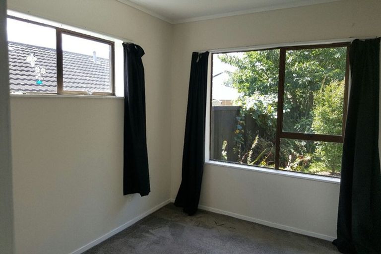 Photo of property in 37a Pohutukawa Drive, Pukete, Hamilton, 3200