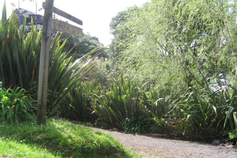 Photo of property in 2415 Wyuna Bay Road, Wyuna Bay, Coromandel, 3581