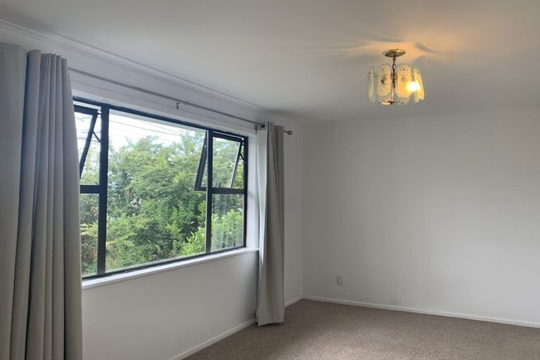 Photo of property in 50 Barrys Road, Glendene, Auckland, 0602