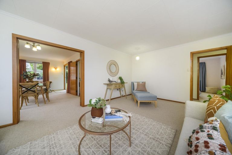 Photo of property in 7 Ruha Street, West End, Palmerston North, 4412