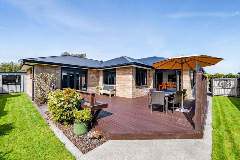 Photo of property in 38 Montague Grove, Stratford, 4332