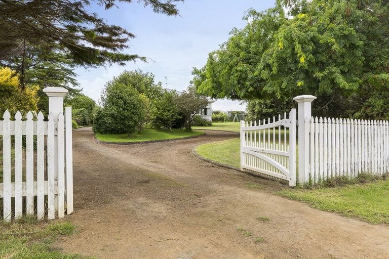 Photo of property in 65 Williams Road, Glenbrook, Waiuku, 2681