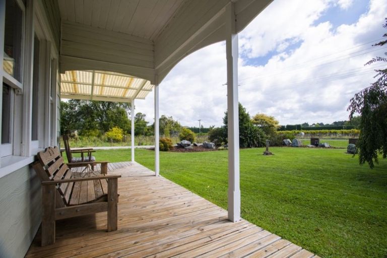 Photo of property in 36 Ngakoroa Road, Ormond, Gisborne, 4071