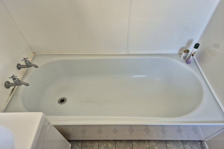 Photo of property in 7 Wells Place, Tamatea, Napier, 4112