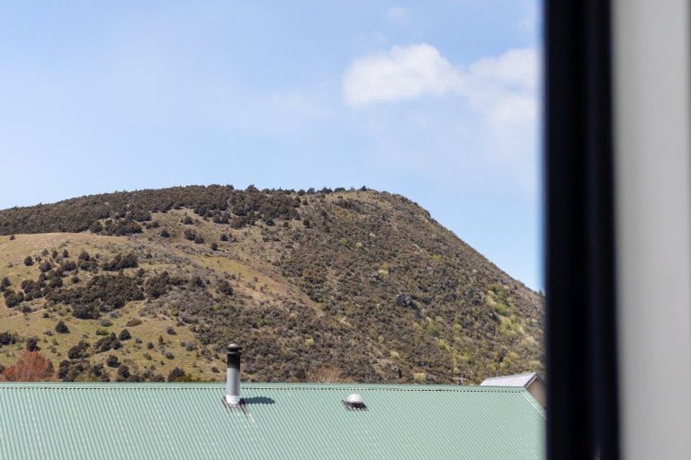 Photo of property in 9a Ragan Lane, Wanaka, 9305