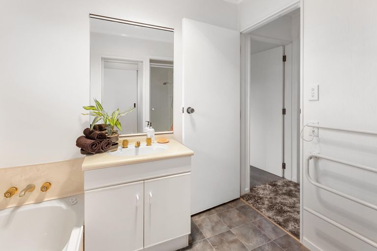 Photo of property in 32 Page Street, Morrinsville, 3300