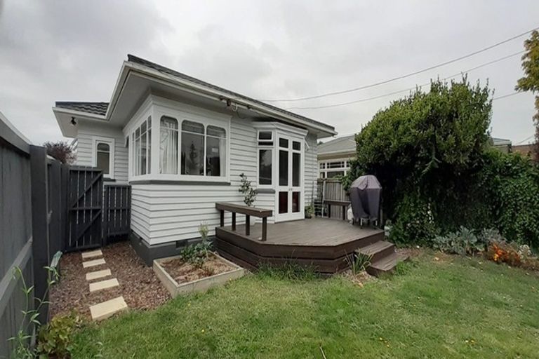 Photo of property in 32 Penrith Avenue, Somerfield, Christchurch, 8024