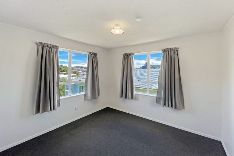 Photo of property in 2/110 Britomart Street, Berhampore, Wellington, 6023