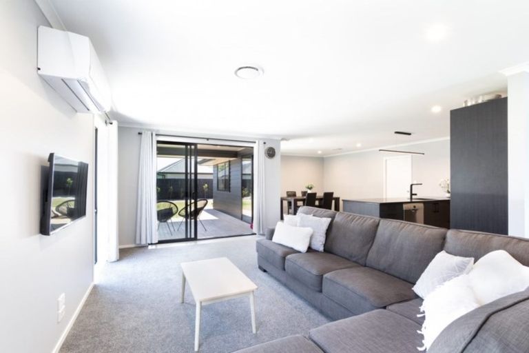 Photo of property in 20 Terry Came Drive, Cambridge, 3434