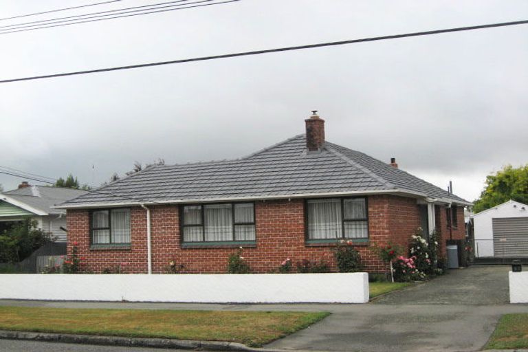 Photo of property in 32 Mcbratneys Road, Dallington, Christchurch, 8061