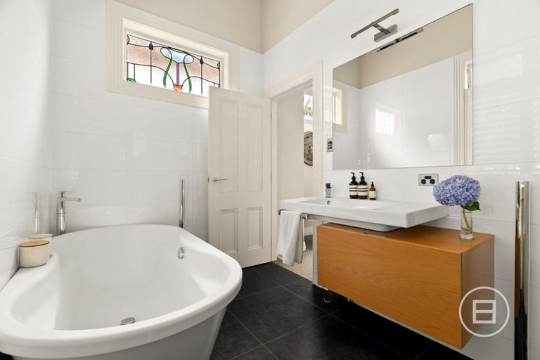 Photo of property in 21 Essex Road, Mount Eden, Auckland, 1024