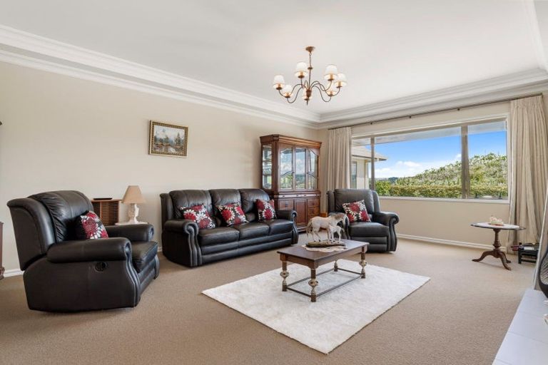 Photo of property in 28 Rexford Heights, Pyes Pa, Tauranga, 3112