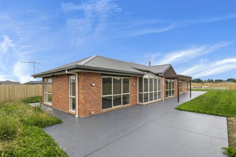 Photo of property in 100 Branthwaite Drive, Rolleston, 7615