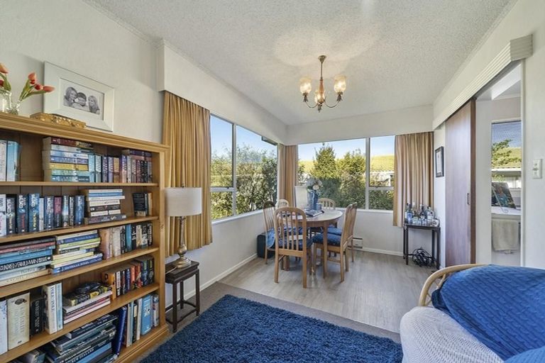 Photo of property in 20 Turriff Crescent, Tawa, Wellington, 5028