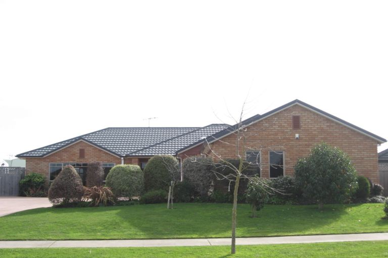 Photo of property in 10 Wentworth Drive, Rototuna North, Hamilton, 3210