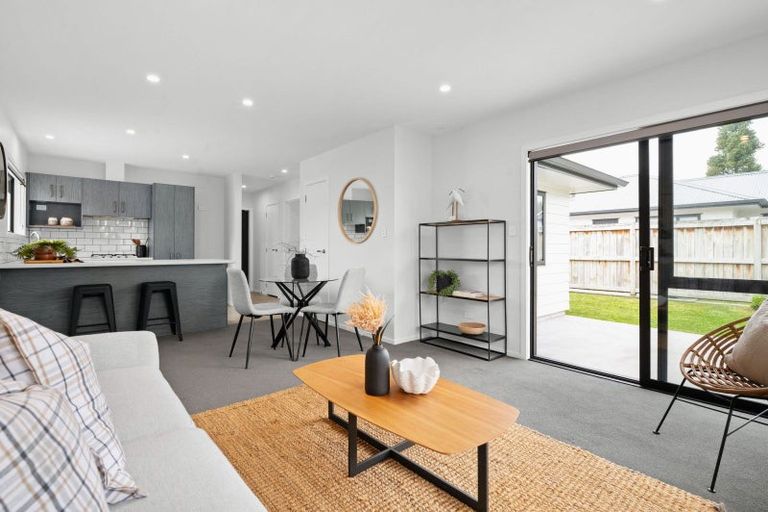 Photo of property in 2/72 Claude Street, Fairfield, Hamilton, 3214