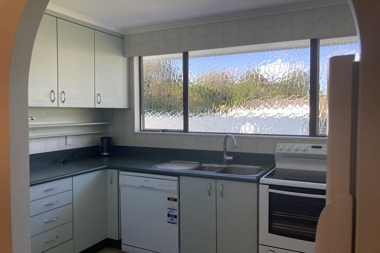 Photo of property in 60 Standen Street, Karori, Wellington, 6012