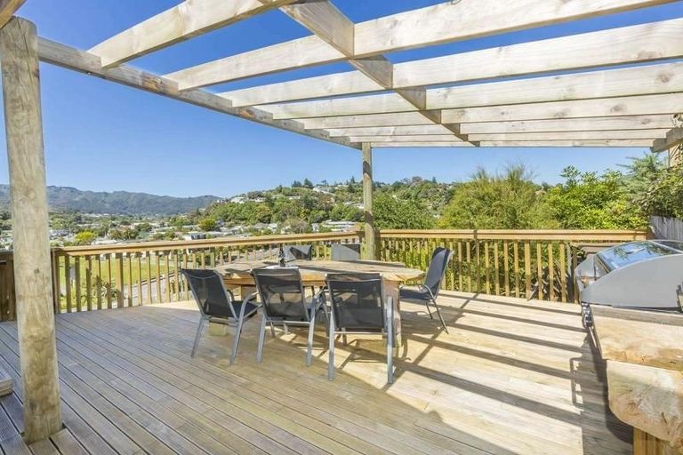 Photo of property in 29 Thomas Street, Stokes Valley, Lower Hutt, 5019