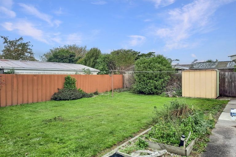 Photo of property in 58 Denise Crescent, Hornby, Christchurch, 8042
