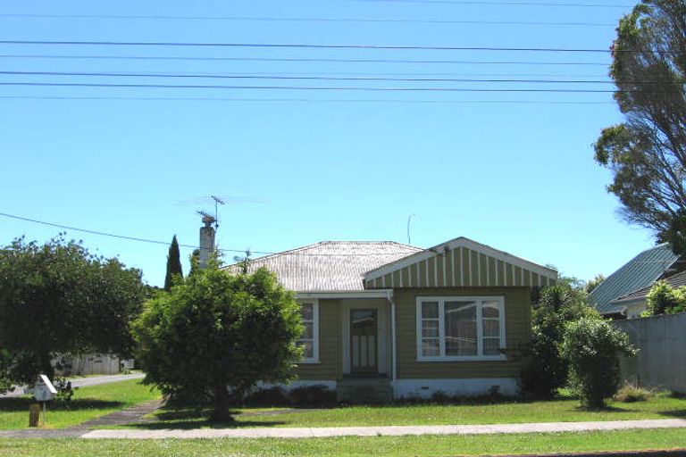 Photo of property in 33 Alma Road, Milford, Auckland, 0620