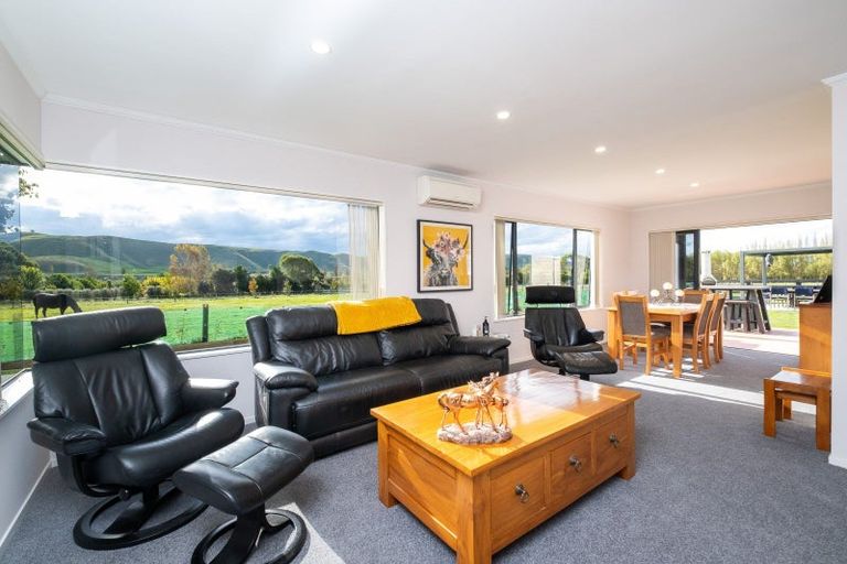 Photo of property in 25 Malcolm Road, Poukawa, Hastings, 4178