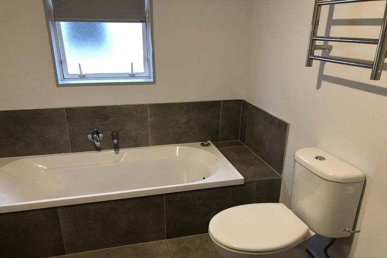 Photo of property in 104 Arion Road, Takanini, 2112