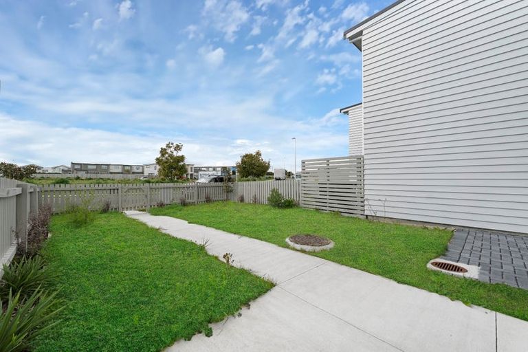 Photo of property in 31 Karikari Crescent, Takanini, 2112