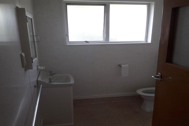 Photo of property in 702 Ferry Road, Woolston, Christchurch, 8023