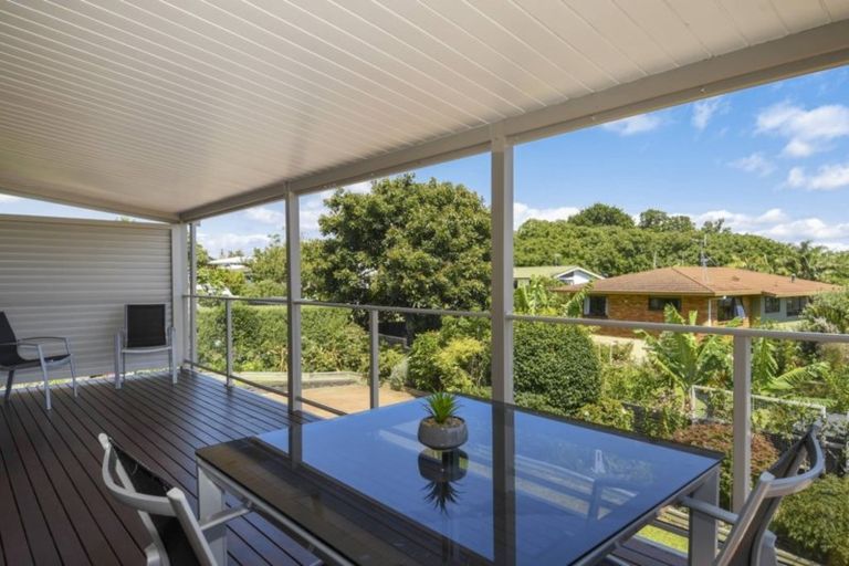 Photo of property in 2 Gellibrand Place, Omokoroa, 3114