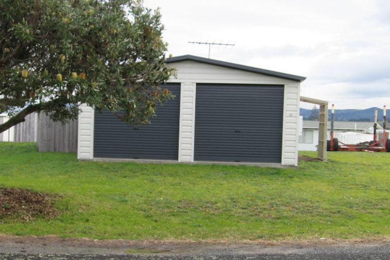 Photo of property in 21 Shamrock Crest, Omaha, 0986