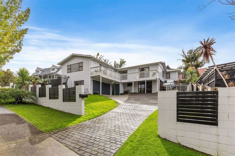 Photo of property in 4 Onepu Lane, Manly, Whangaparaoa, 0930