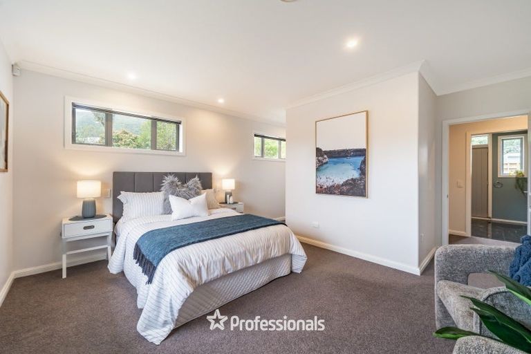 Photo of property in 3-9 Seddon Street, Waikanae, 5036