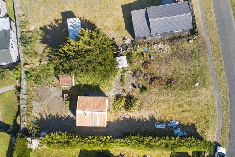 Photo of property in 18 Te Kiri Street, Himatangi Beach, Foxton, 4891