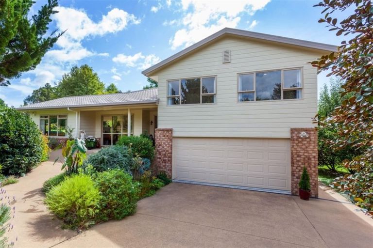 Photo of property in 1b Governors Heights, Whangamata, 3620