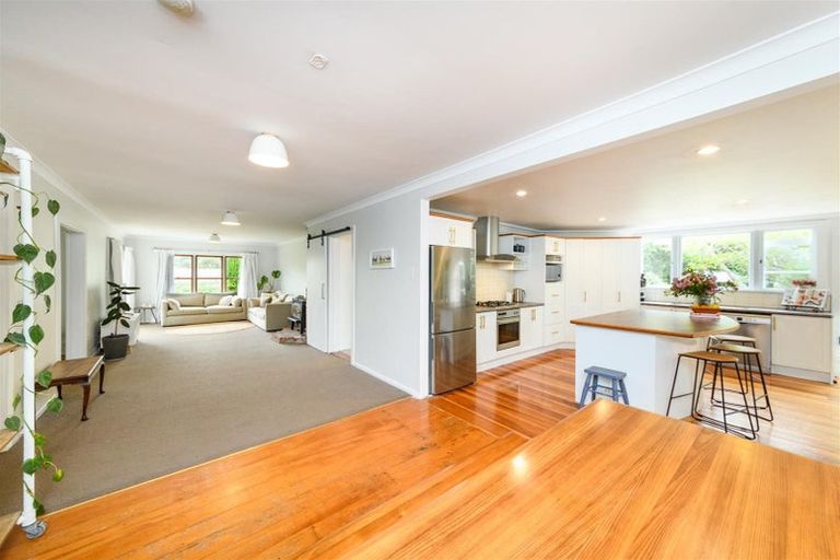 Photo of property in 93 Trickers Road, Bulls, 4818