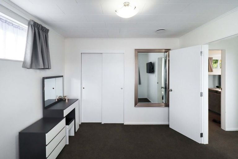 Photo of property in 35a Roband Crescent, Brown Owl, Upper Hutt, 5018