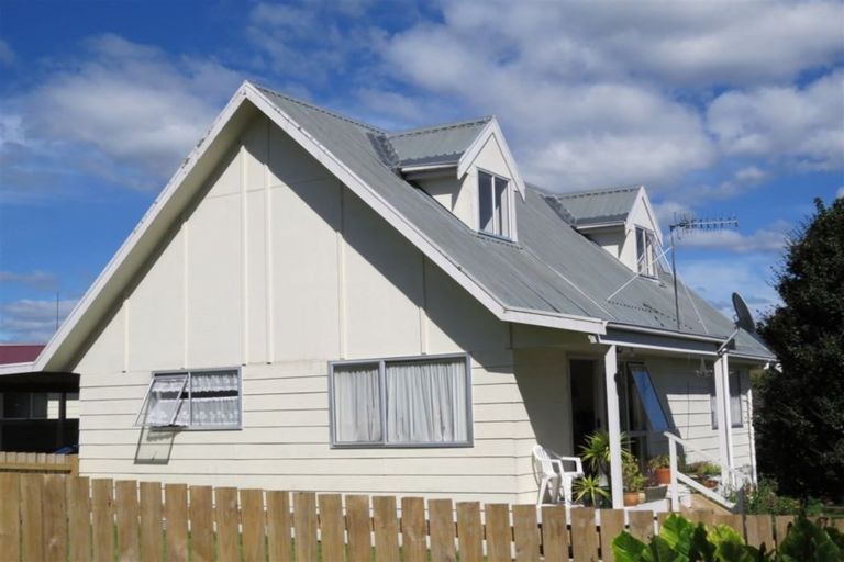Photo of property in 35a Edgehill Place, Te Puke, 3119