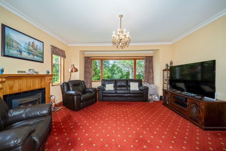 Photo of property in 72 Govett Avenue, Frankleigh Park, New Plymouth, 4310