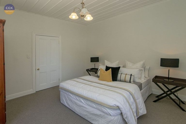 Photo of property in 21 Milton Road, Bluff Hill, Napier, 4110