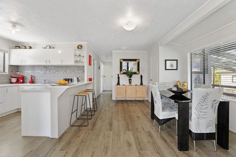 Photo of property in 28 Pukehangi Road, Pukehangi, Rotorua, 3015