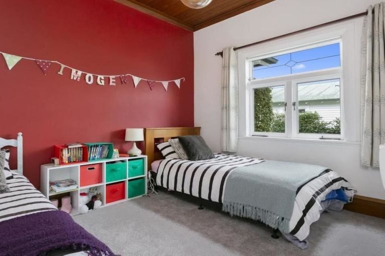 Photo of property in 27 Princes Street, Cambridge, 3434