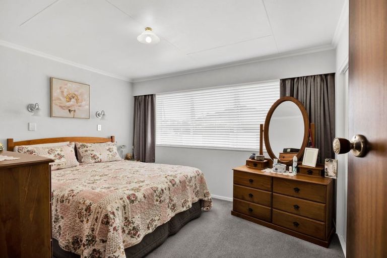 Photo of property in 24 Cassandra Street, Stratford, 4332